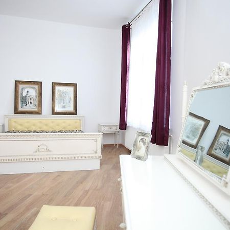 Przestronny Apartament Daire Kaliszki Oda fotoğraf