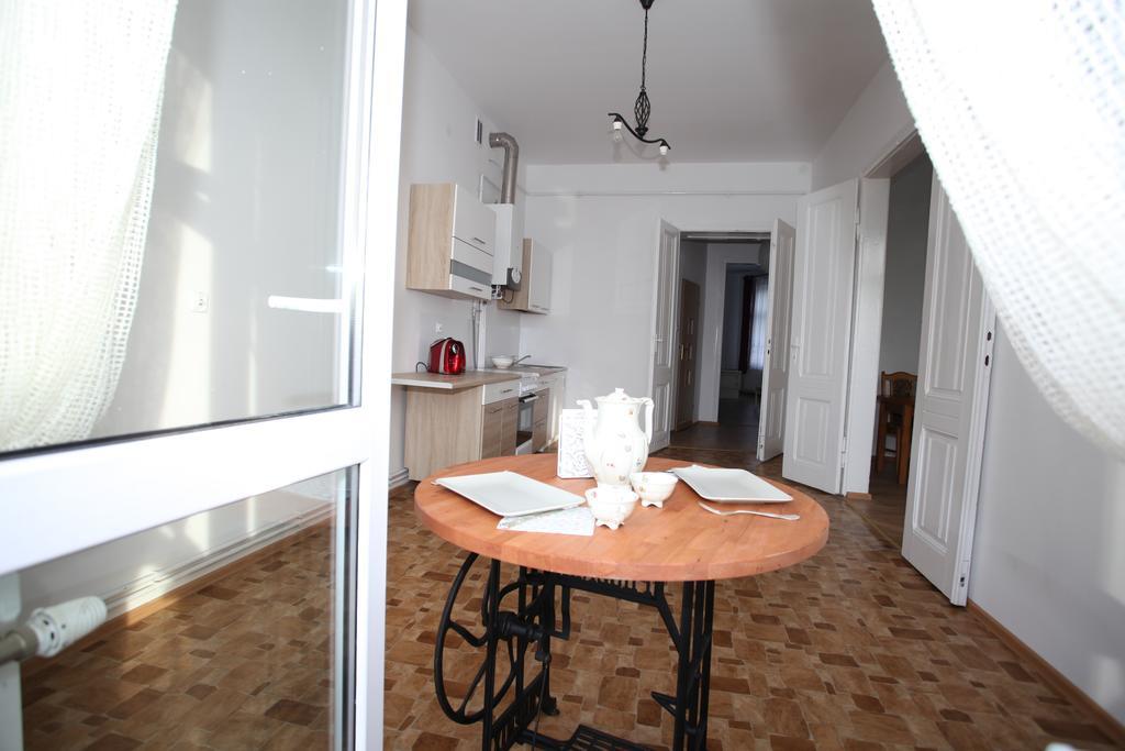 Przestronny Apartament Daire Kaliszki Oda fotoğraf